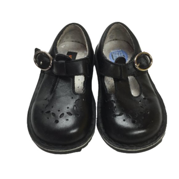 BUNDLE ( Stride Rite Size 6 Barefoot Size 6 Shoes) - Picture 14 of 16